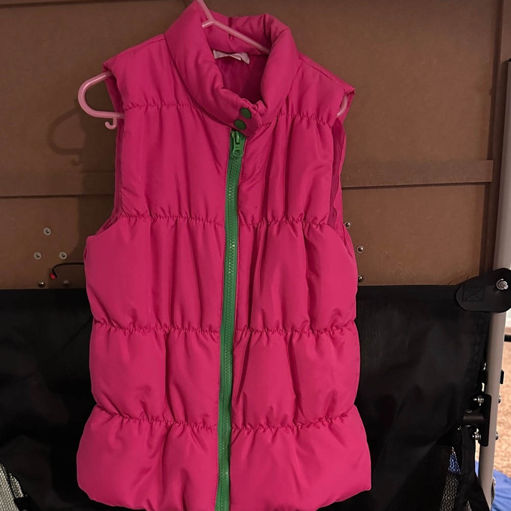 Grane Pink Puffer Vest with Green Zipper